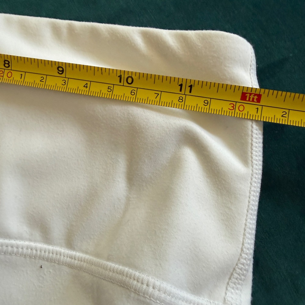 Vie Active White Macrame Crochet Side Leggings Small Athleisure Activewear‎ - Picture 6 of 9